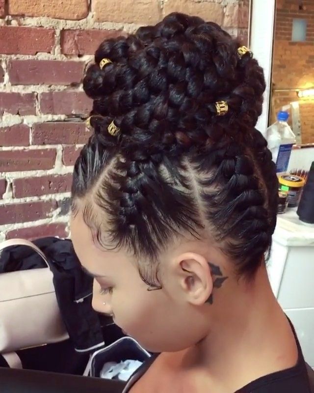 5,203 Likes, 54 Comments - VoiceOfHair (Stylists/Styles) (@voiceofhair) on Instagram: “Isnt this braided bun beautiful Hair by AtlantaStylist @filthyrichtresses ✨ voiceofhair”